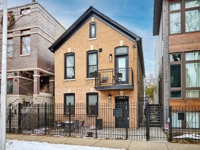 2044 W Race Ave, Chicago, IL, 60612