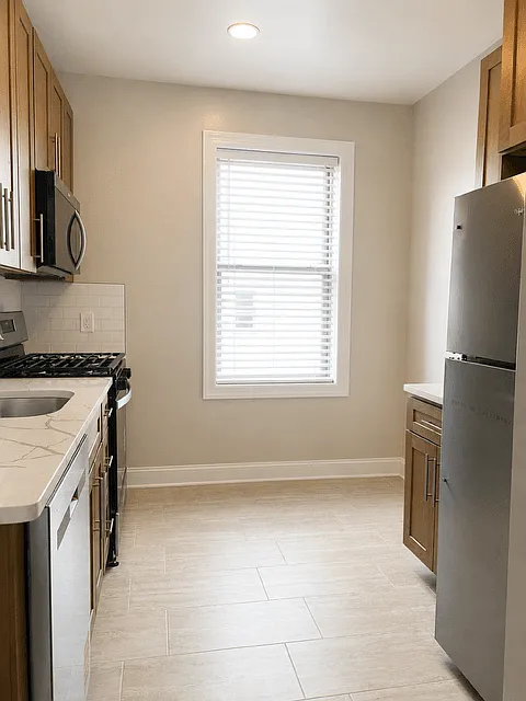 44 West 33rd Street Apartments — Photo 3