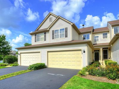 323 Grand Ridge Rd, St Charles, IL, 60175