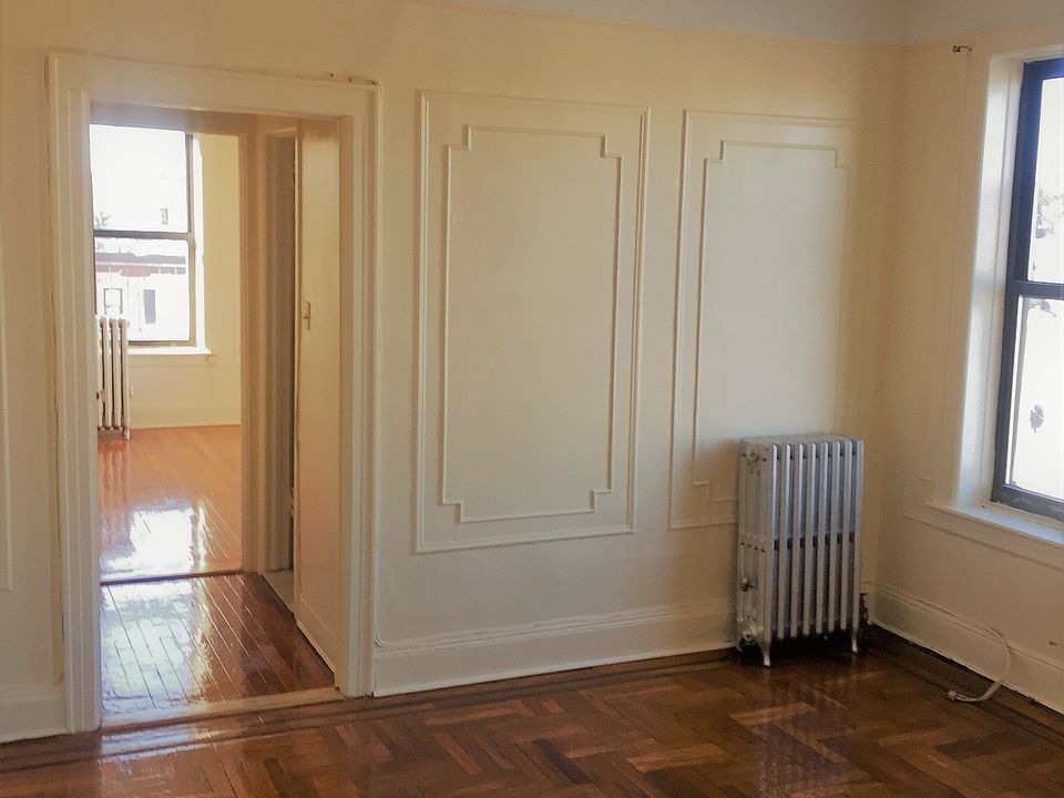 1st image of 20 E 32nd St APT D2