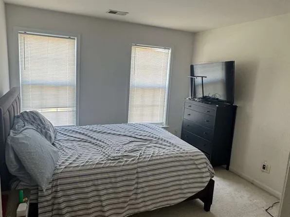 22679 Simonet Blanc Ter, Ashburn, VA 20148