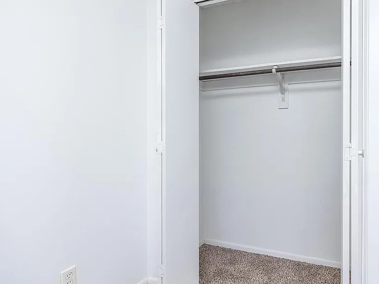 Rock Brook Apartments — Photo 38