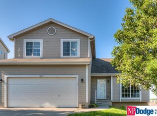 18057 Lillian St, Omaha, NE 68136