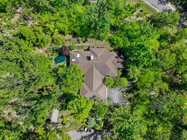 1332 Cherry Log Ct, Gaylord, MI 49735