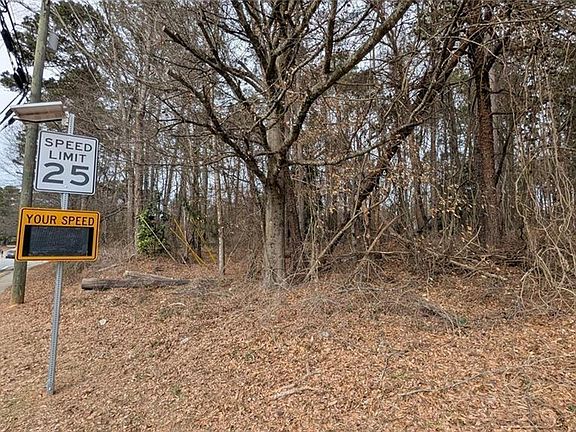 3rd image of 5305 Sycamore Rd #306