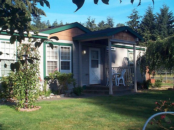Front covered deck