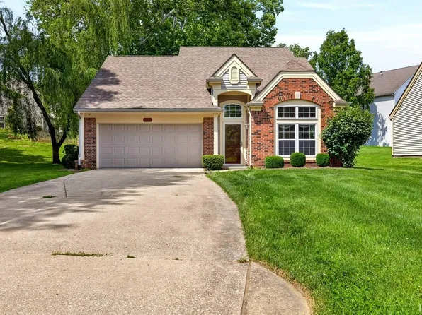 523 E Hickory Stick Dr, Bloomington, IN 47401