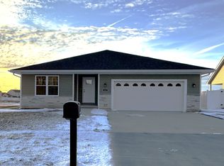 1923 Summerfield Ln, Bourbonnais, IL