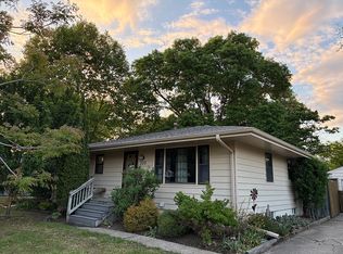 235 Bel Aire Dr, Waukee, IA 50263