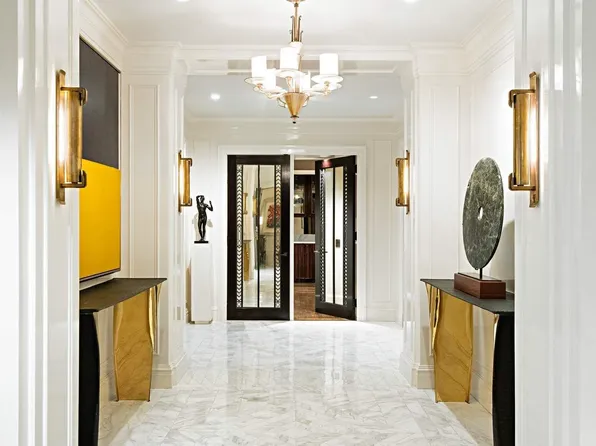 730 Park Avenue image 7 of 24