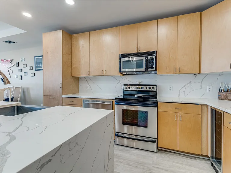 1505 Elm St #1101 — Photo 14