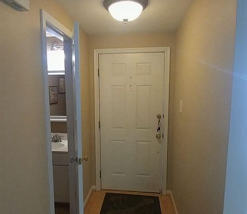 3rd image of 900 Gainsborough Ct