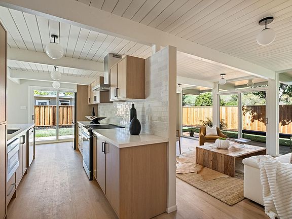 5th image of 776 Montecillo Road