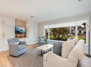 717 Park Shore Dr, Naples, FL 34103