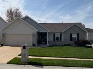 1996 Lunenburg Dr, Saint Peters, MO 63376