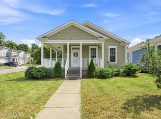 13520 Park Springs Ln, Louisville, KY 40245