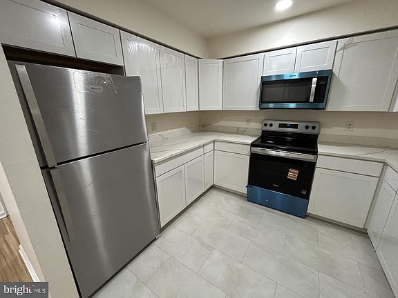 4th image of 11328 Westbrook Mill Ln Unit 303