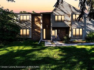 1262 Lakeside Dr, East Lansing, MI 48823