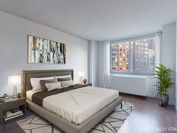 2nd image of 2025 Broadway APT 10E