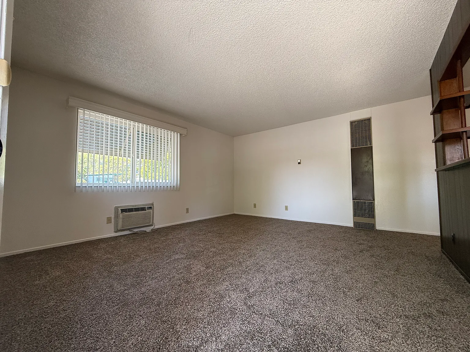 1 bed, 500 sqft, $1,300 — Photo 1
