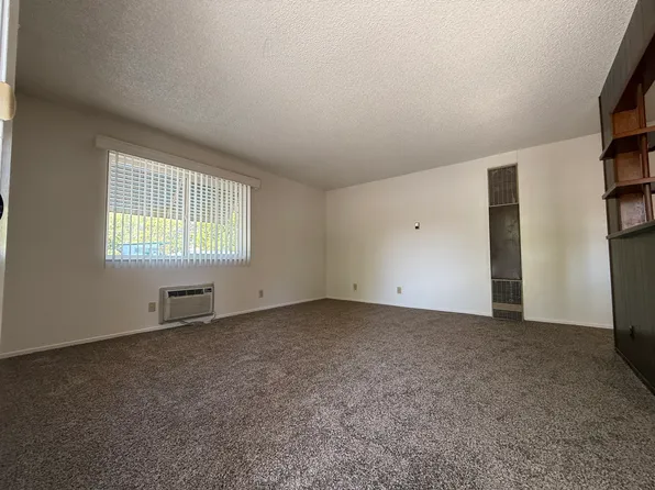 1176 Forest St #D, Reno, NV 89509