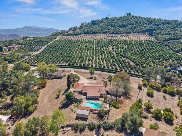 2652-54 Mountain View Dr, Escondido, CA 92027