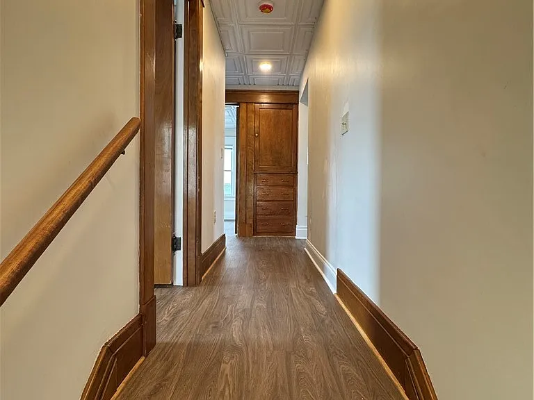 117 W Humboldt Pkwy #B — Photo 4
