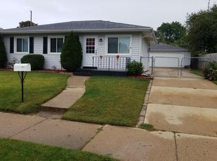 8567 16th Ave, Kenosha, WI 53143