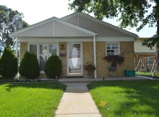 7744 S Linder Ave, Burbank, IL 60459