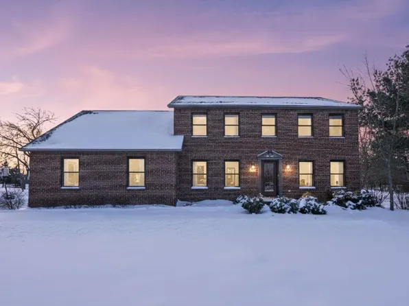 55 Roland Ct, Pataskala, OH 43062