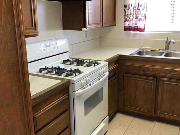 4th image of 1249 Acadia Pl
