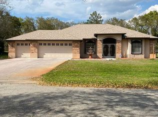 10439 Rainbow Ridge Ct, Weeki Wachee, FL 34613