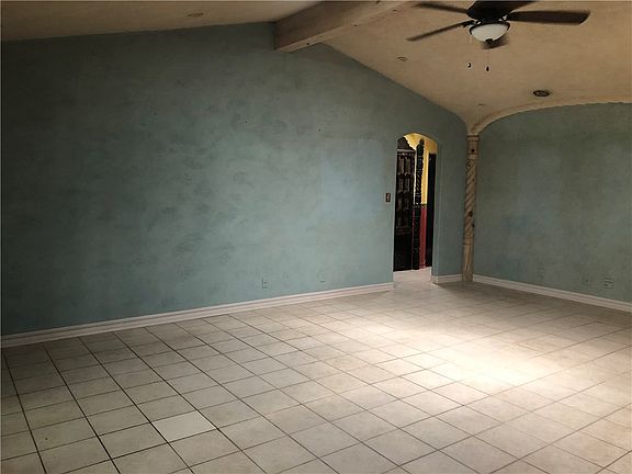 4th image of 4306 Red Cloud Dr