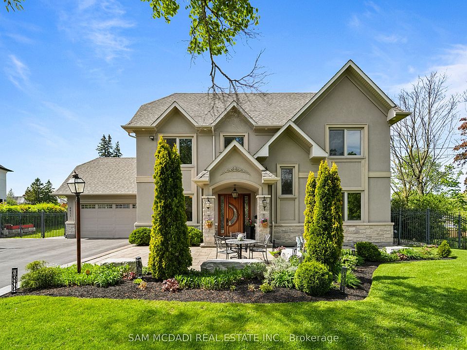 1st image of 2411 Thorn Lodge Dr