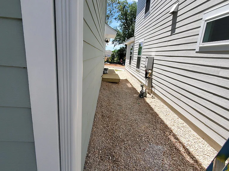 2872 Blue Blossom Trl — Photo 24