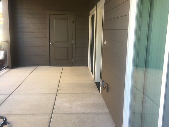 5th image of 3527 Juanipero Way Unit 3