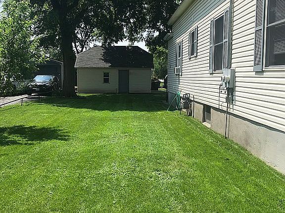 3rd image of 6545 174th St