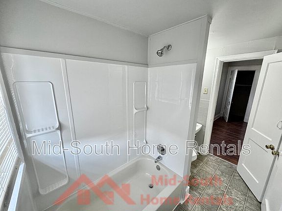 4th image of 1515 Madison Ave APT 4