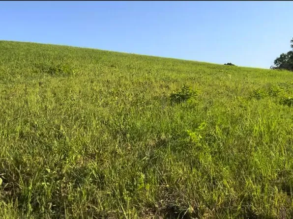 18 Amonett Ln, Byrdstown, TN 38549