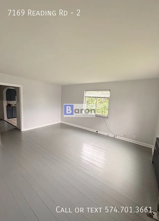 7169 Reading Rd — Photo 2