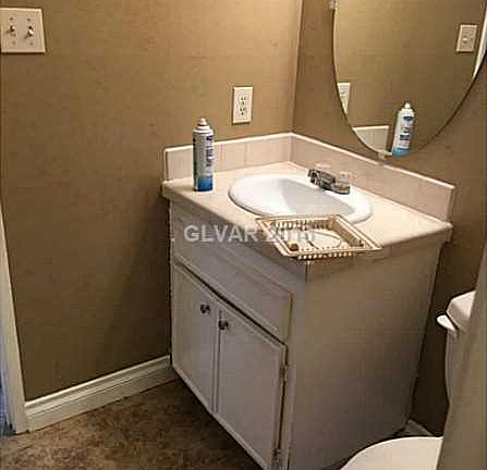 3rd image of 5133 Woodruff Pl