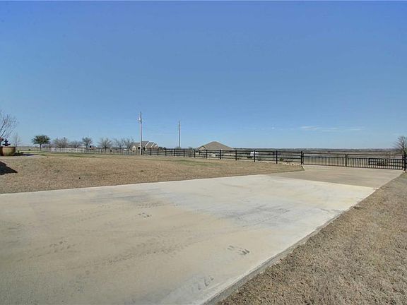 3rd image of 2105 County Road 1123