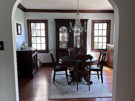 5th image of 104 Overwood Rd