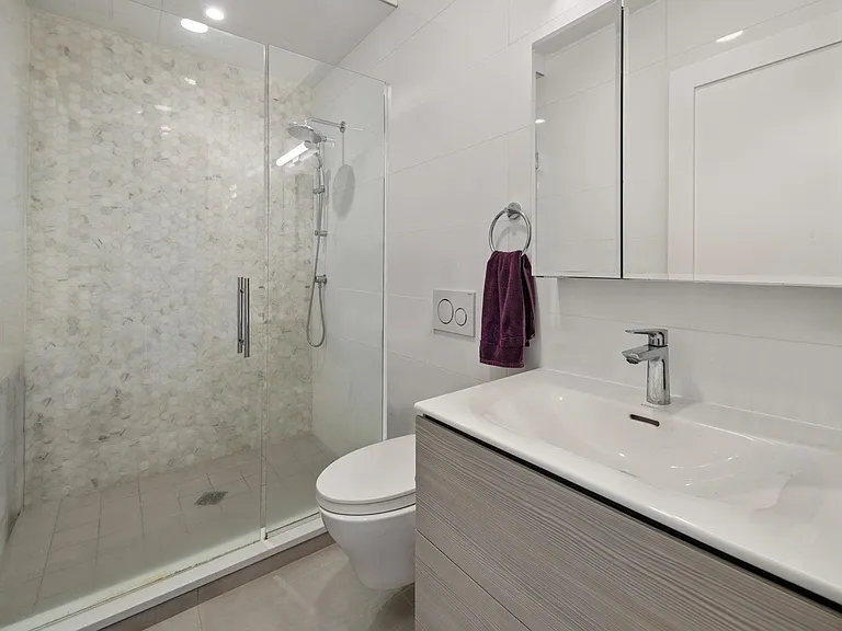 56 3rd St #3 — Photo 11