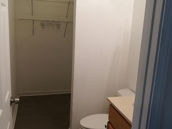 Downstairs laundry hookup.