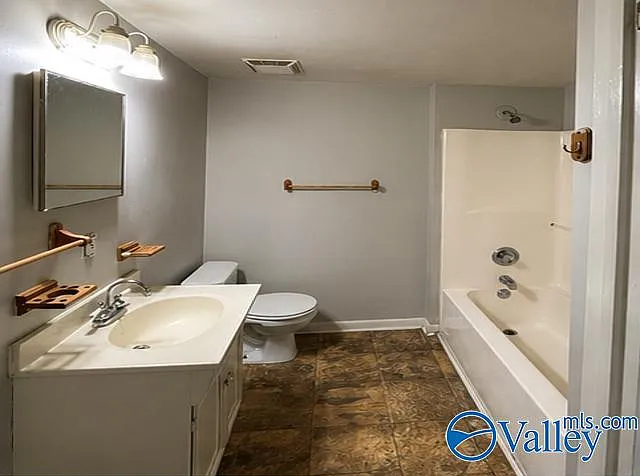 120 Brockway Ave — Photo 5