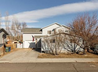866 Westwood Dr, Elko, NV 89801