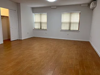 25-38 38th Street, #1F