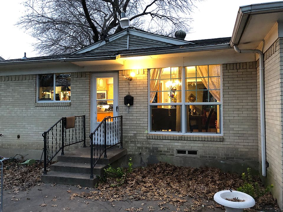 2nd image of 2606 Lakewood Dr