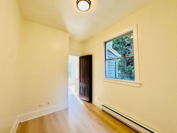 4th image of 1815 San Antonio Ave APT D